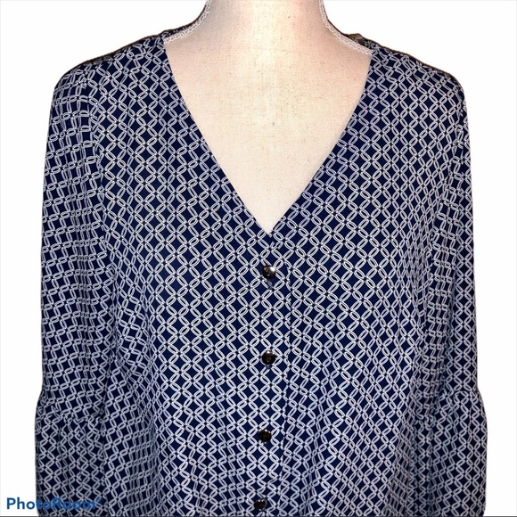 NWT- Counterparts Blouse  size Small - Picture 2 of 9